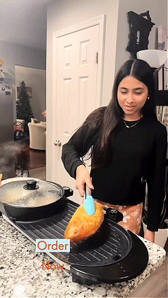 2 in 1 Portable Electric Hot Pot Barbecue Grill Non-Stick Teppanyaki Pan